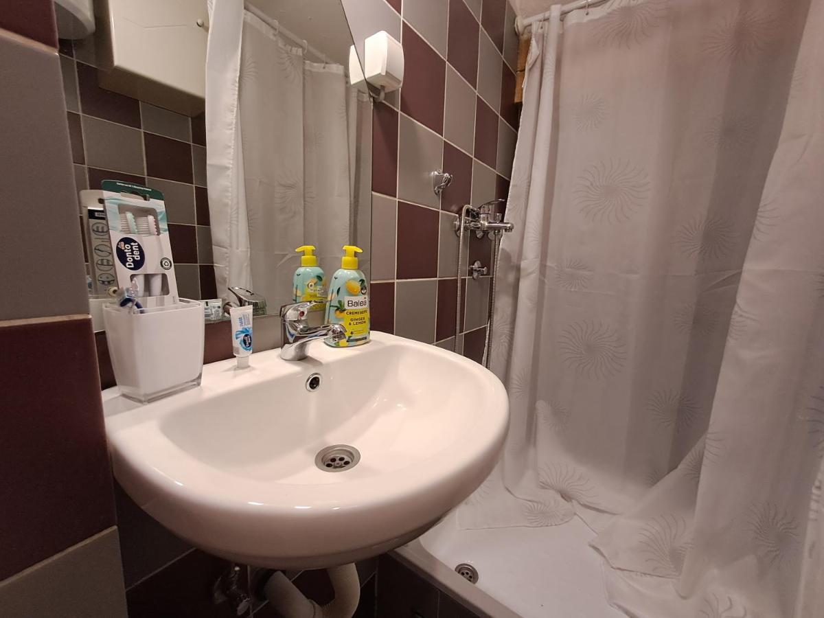 Ferienwohnung Sofi Ni Exterior foto